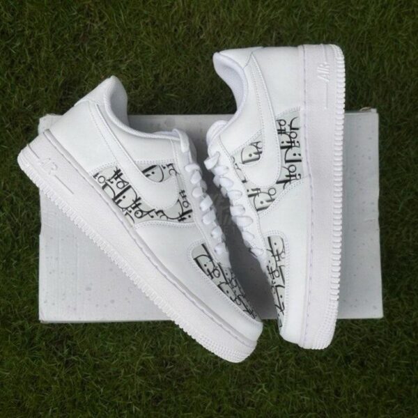 Custom Nike Air force 1 x Dior Sneakers