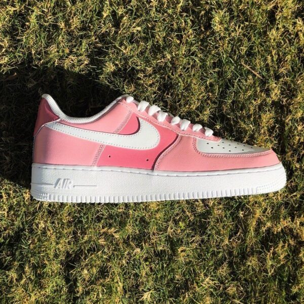 Nike Air Force 1 x Pink