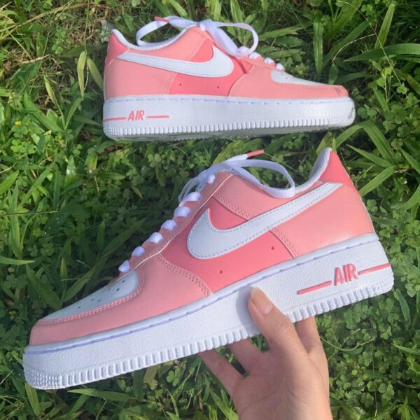 Nike Air Force 1 x Pink